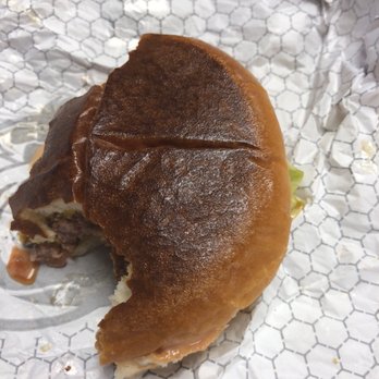 Wendy's - Both orders were wrong. Single burger instead of double. No light ranch dressing. Buns over cooked but meat cold. Poorly trained staff. - Fast Food Near Me - Smyrna, Delaware Wendy's - Both orders were wrong. Single burger instead of double. No light ranch dressing. Buns over cooked but meat cold. Poorly trained staff. - Fast Food Near Me - Smyrna, Delaware