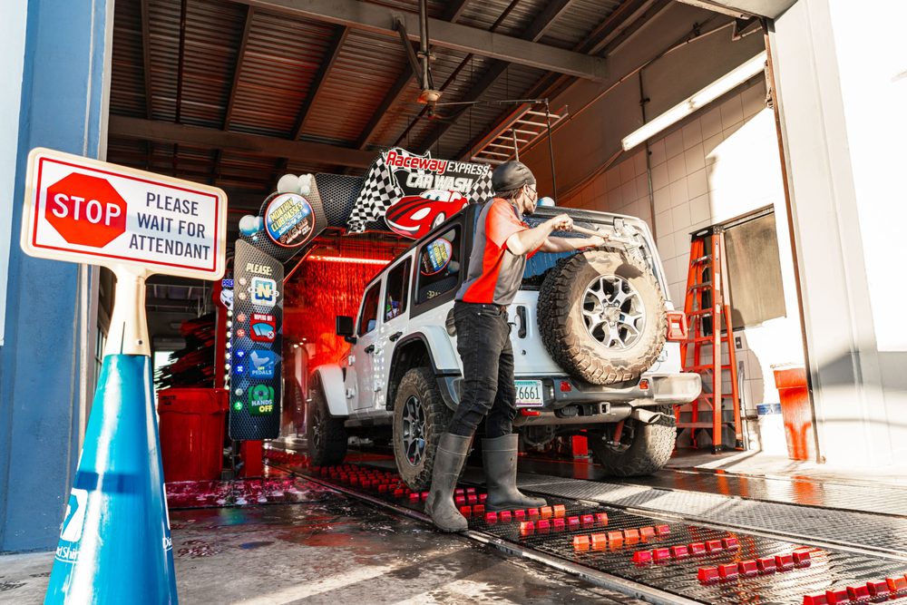 RACEWAY EXPRESS CAR WASH Updated August 2024 104 Photos & 75