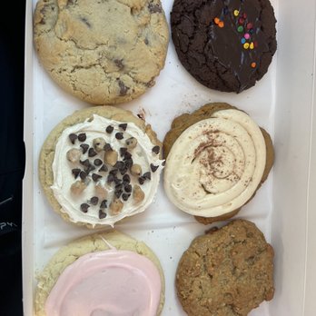 Crumbl - Virginia Beach - Bakeries Near Me - Virginia Beach, Virginia Crumbl - Virginia Beach - Bakeries Near Me - Virginia Beach, Virginia