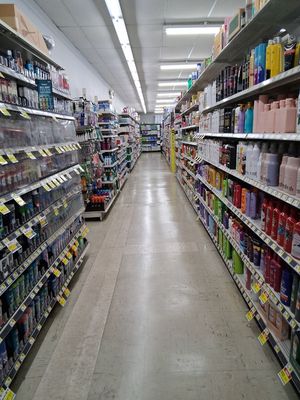 Dollar General by null