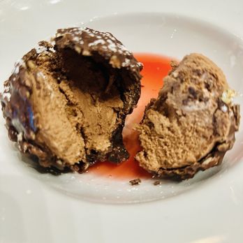 Bucket & Rope - Ferrero Rocher - Cocktail Bars Near Me - Dallas, Texas