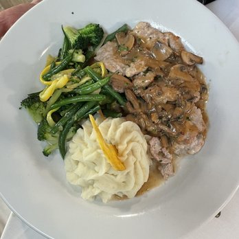 Schnitzel Haus - Chicken marsala - German Near Me - Hobe Sound, Florida Schnitzel Haus - Chicken marsala - German Near Me - Hobe Sound, Florida