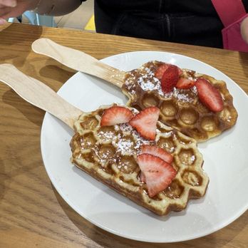 Sunny Summers Cafe - Waffle pops - Cafes Near Me - Beaufort, South Carolina Sunny Summers Cafe - Waffle pops - Cafes Near Me - Beaufort, South Carolina