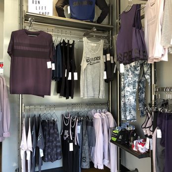 Barry's San Diego - Modern swag at modern day price $$$ you fancy ha - Trainers Near Me - San Diego, California Barry's San Diego - Modern swag at modern day price $$$ you fancy ha - Trainers Near Me - San Diego, California