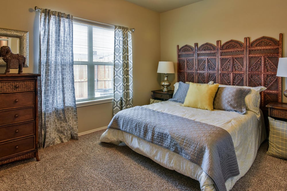 ESCONDIDO APARTMENTS Updated September 2024 16 Photos & 18 Reviews