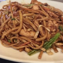 Empress of China - Chicken lo mein