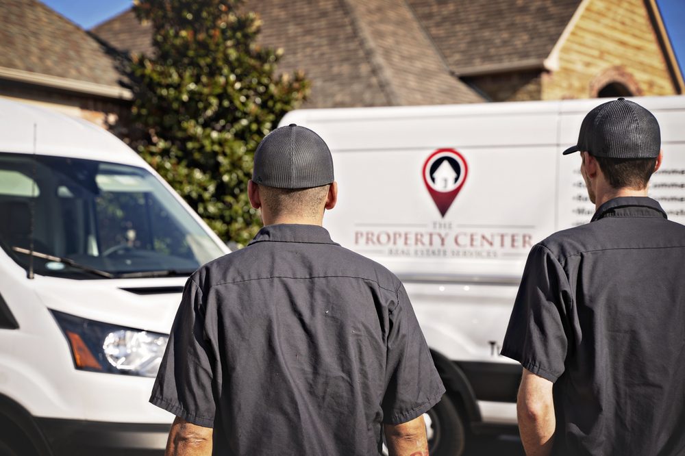 THE PROPERTY CENTER Updated July 2024 2905 NW 156th St, Edmond