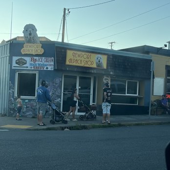 BJs ice cream - Front Door - Ice Cream & Frozen Yogurt Near Me - Newport, Oregon BJs ice cream - Front Door - Ice Cream & Frozen Yogurt Near Me - Newport, Oregon