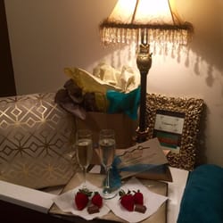 I Need A Massage - Couples Massage with Champagne & Sweet Treats anyone...?