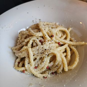 Riviera Ristorante - Cachio e Pepe with Biglio pasta - Italian Near Me - Venezia, VE