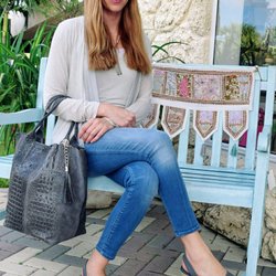 CRUZ'N SHOES - Slk Clothes, Leather Shoes and Bags.