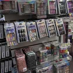 Claire's