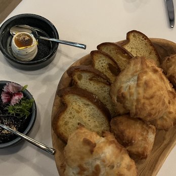 Aiana Restaurant - Bread, butter and jam - Canadian (New) Near Me - Ottawa, Ontario