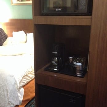 Fairfield by Marriott Inn & Suites Grand Rapids Airport - King suite - Hotels Near Me - Grand Rapids, Michigan