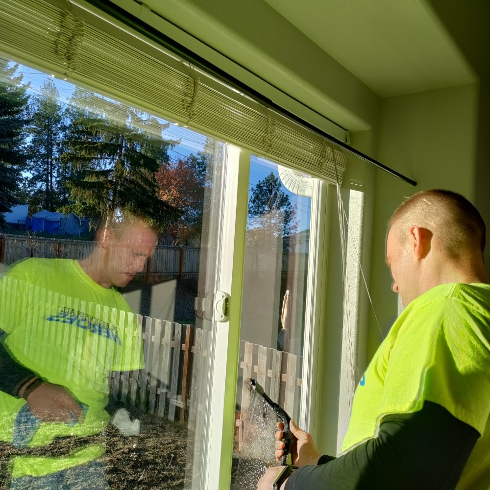 APRO WINDOW CLEANING Spokane, Washington Window Washing Phone