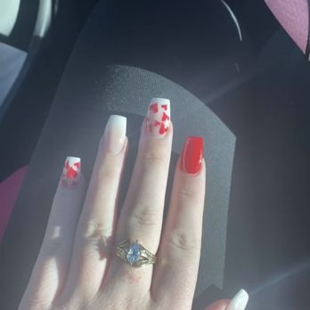 Daisy Nails & Spa - This is the nails he did - Nail Salons Near Me - Scottsbluff, Nebraska