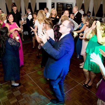 Silvertunes Entertainment - Bringing the fun! - DJs Near Me