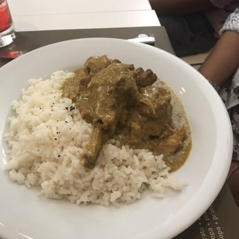 Sessenta - Chicken with Coconut - Portuguese Near Me - Lisbon, 11