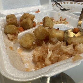 Joy Teriyaki - General Tso Tofu - all the "sauce" soaked into the rice. Barely any veg - Japanese Near Me - University Place, Washington Joy Teriyaki - General Tso Tofu - all the "sauce" soaked into the rice. Barely any veg - Japanese Near Me - University Place, Washington