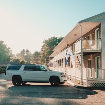 The Inn at Ridge Road - View of the Inn. - Hotels Near Me - York, Maine The Inn at Ridge Road - View of the Inn. - Hotels Near Me - York, Maine