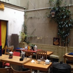 KIEZ Biergarten - Found a German beer garden in Paris! We'll come back soon for the brunch or Wiener schnitzel.