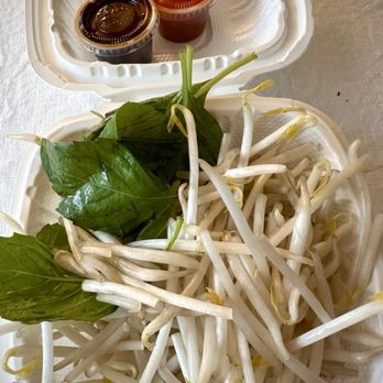 Pho Nom Nom - The additional garnishes. - Vietnamese Near Me - Rockville, Maryland
