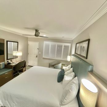 Marina Beach Motel - Hotels Near Me - Santa Barbara, California