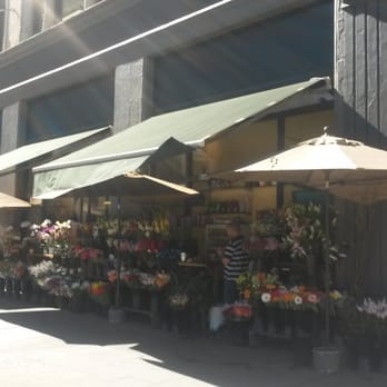 Reynoso Florist - Flower stand... - Florists Near Me - San Francisco, California