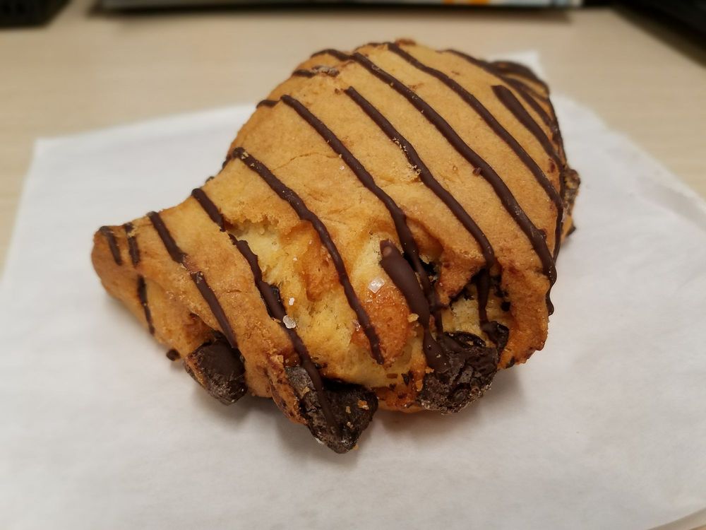 LA BREA BAKERY Updated September 2024 37 Photos & 31 Reviews 14490 Catalina St, San