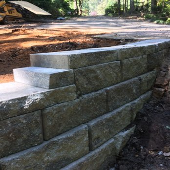 Legendary Landscape Construction - Pavestone Retaining Wall - Landscaping Near Me Legendary Landscape Construction - Pavestone Retaining Wall - Landscaping Near Me