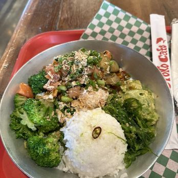 Uroko Poke - Japanese Near Me - Costa Mesa, California