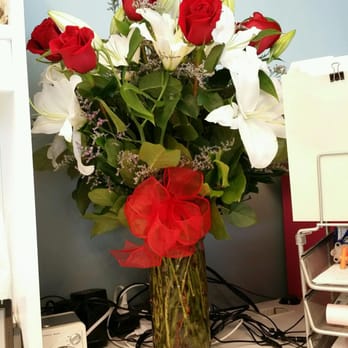 Beretania Florist - 12 red roses with white lilies... - Florists Near Me - Honolulu, Hawaii
