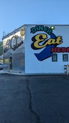 Kelly O's Diner by null