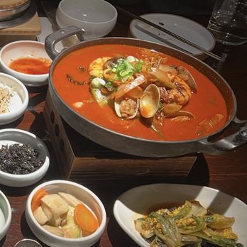 Dubu Haus - Spicy Seafood Hotpot - Korean Near Me - New York, New York Dubu Haus - Spicy Seafood Hotpot - Korean Near Me - New York, New York