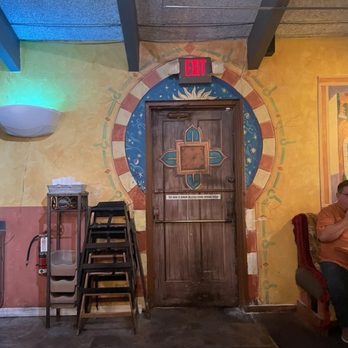 Arpeggio Grill - Inside - Pizza Near Me - Austin, Texas