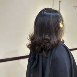 Hiya’s Beauty Salon - Hair cut