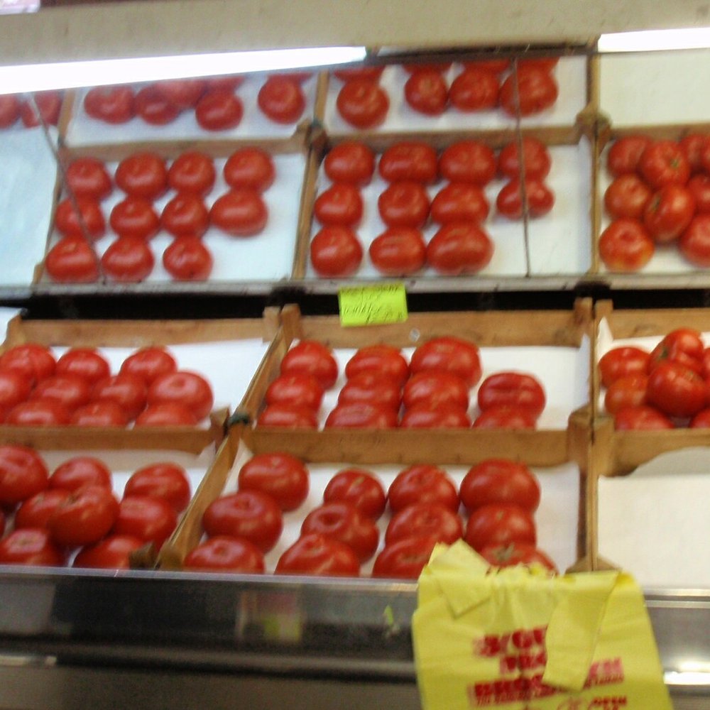 Big Joe's - a display of tomatoes - Furniture Stores Near Me - Warren, Pennsylvania Big Joe's - a display of tomatoes - Furniture Stores Near Me - Warren, Pennsylvania