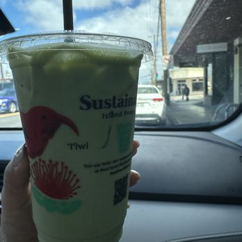 The Curb Kaimuki - Pandan matcha latte - Coffee & Tea Near Me - Honolulu, Hawaii The Curb Kaimuki - Pandan matcha latte - Coffee & Tea Near Me - Honolulu, Hawaii