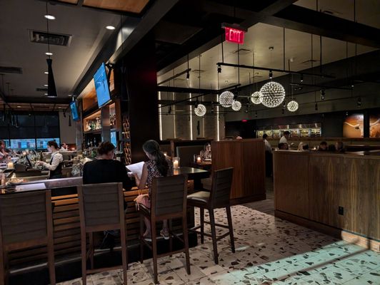 J. Alexander's Restaurant by null