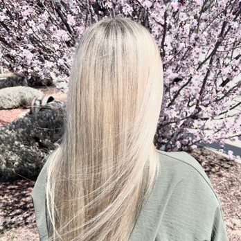 Rae Beauty Salon - Hair Stylists Near Me - Tehachapi, California