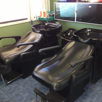 HD Hair & Nail Salon - Hair washing station - Hair Salons Near Me - Stanton, California HD Hair & Nail Salon - Hair washing station - Hair Salons Near Me - Stanton, California