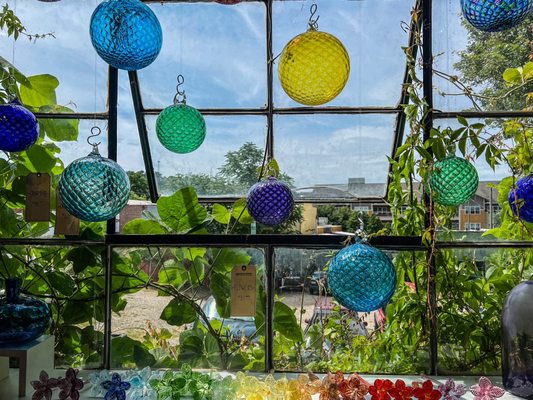 Lexington Glassworks by null