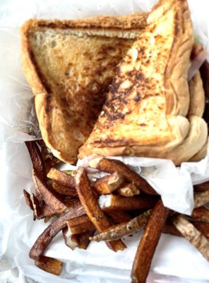 Lolo's BBQ & Hotdogs by null