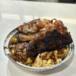 Jerk Chicken with Mac &Cheese.