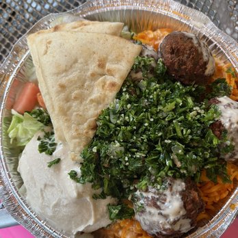 The Halal Guys - Middle Eastern Near Me - Boston, Massachusetts