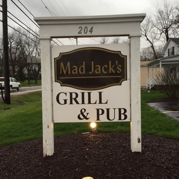 Mad Jack's Grill & Pub - Mad Jacks is a nice, casual dining hub for Aurora. - New American Near Me - Aurora, Ohio