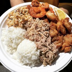 U down hayn hot plate - Kalua pork, mochiko chicken, Garlic buddah shrimp, rice and Mac salad