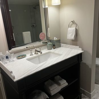 The Reserve at Park MGM - Bathroom - Hotels Near Me - Las Vegas, Nevada The Reserve at Park MGM - Bathroom - Hotels Near Me - Las Vegas, Nevada