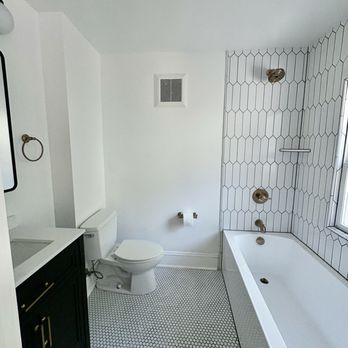 Fernwood Construction - Converted powder room to a full bathroom - General Contractors Near Me - Portland, Oregon Fernwood Construction - Converted powder room to a full bathroom - General Contractors Near Me - Portland, Oregon