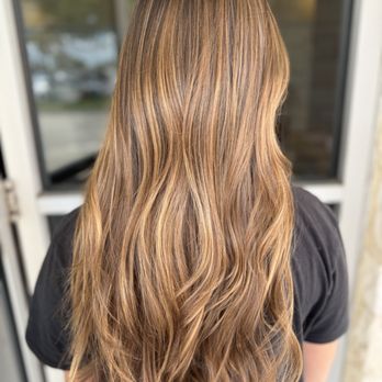 Karen Rivera - Highlight & Haircut - Hair Stylists Near Me - Pearland, Texas Karen Rivera - Highlight & Haircut - Hair Stylists Near Me - Pearland, Texas